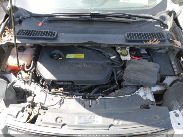 1FMCU0GX8EUC45094 Ford ESCAPE SE