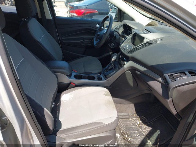 1FMCU0GX8EUC45094 Ford ESCAPE SE