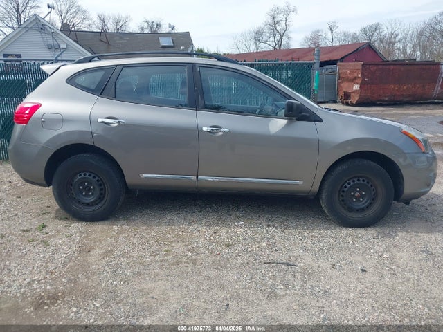 JN8AS5MV6EW710398 Nissan Rogue Select S