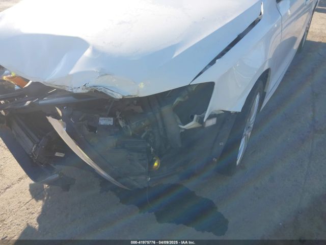 3VWL17AJ8EM336569 Volkswagen Jetta 1.8t Sel