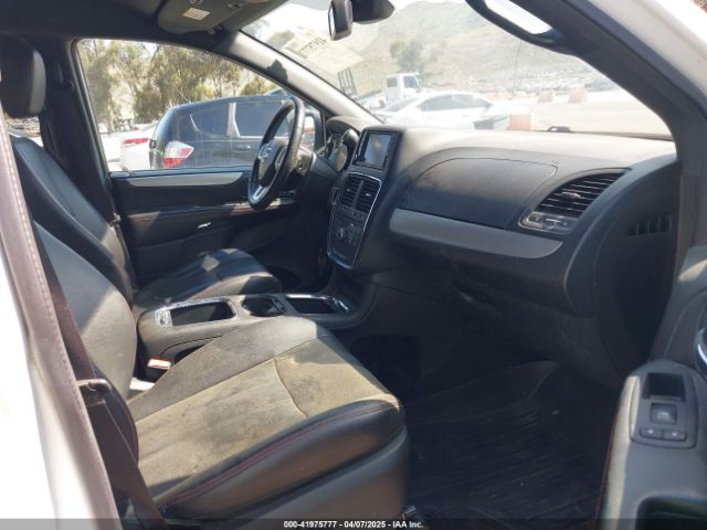2C4RDGEG2JR342972 Dodge Grand Caravan Gt