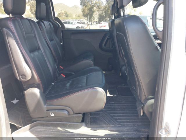 2C4RDGEG2JR342972 Dodge Grand Caravan Gt