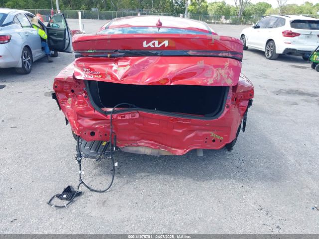 3KPFT4DE3SE020901 KIA K4 Lxs
