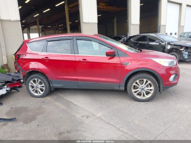 1FMCU9G91HUC35811 Ford ESCAPE SE