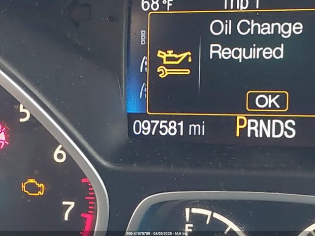1FMCU9G91HUC35811 Ford ESCAPE SE