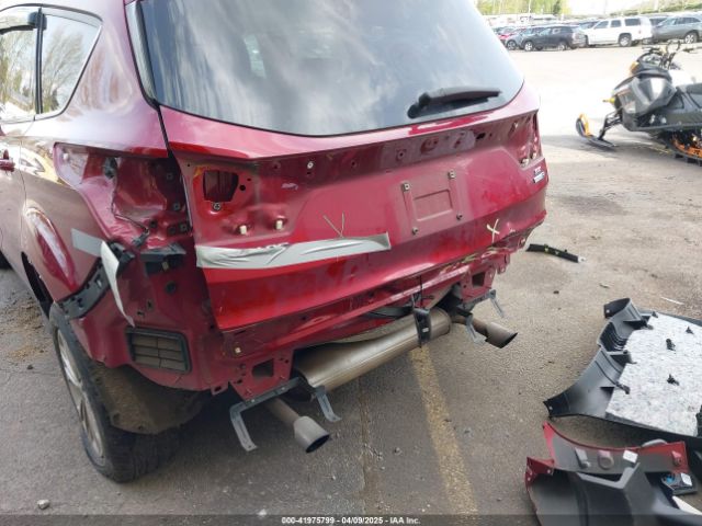 1FMCU9G91HUC35811 Ford ESCAPE SE