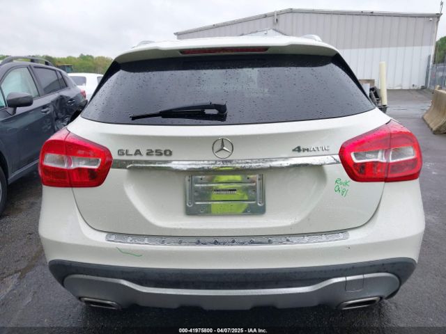 WDCTG4GBXJJ370000 Mercedes-Benz Gla 250 4matic