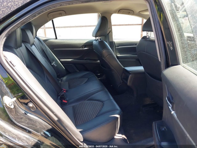 4T1B11HK5KU689882 Toyota CAMRY SE