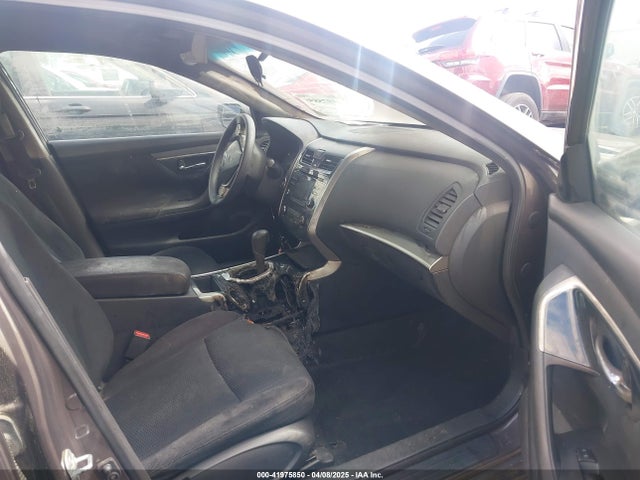 Nissan Altima 2.5 S 2014 1N4AL3AP9EC270316 Image 5