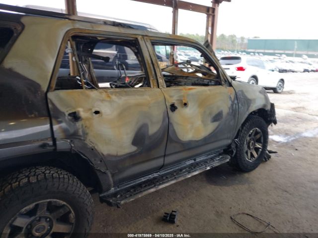 JTERU5JR3M5844835 Toyota 4runner Trd Off Road Premium