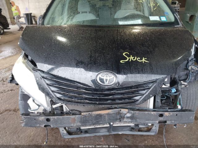 5TDKK3DC7ES426751 Toyota Sienna Le V6 8 Passenger