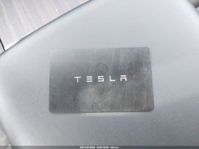 7SAXCDE55PF422233 Tesla Model X Dual Motor All-wheel Drive/standard Range