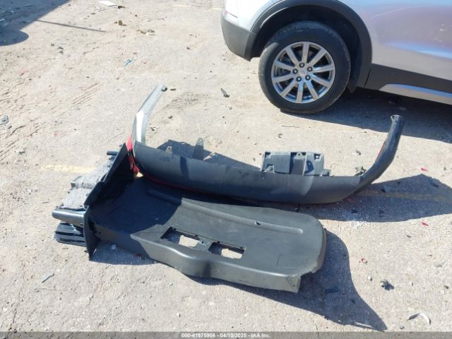 JTMZFREV8HJ118589 Toyota RAV4 LE