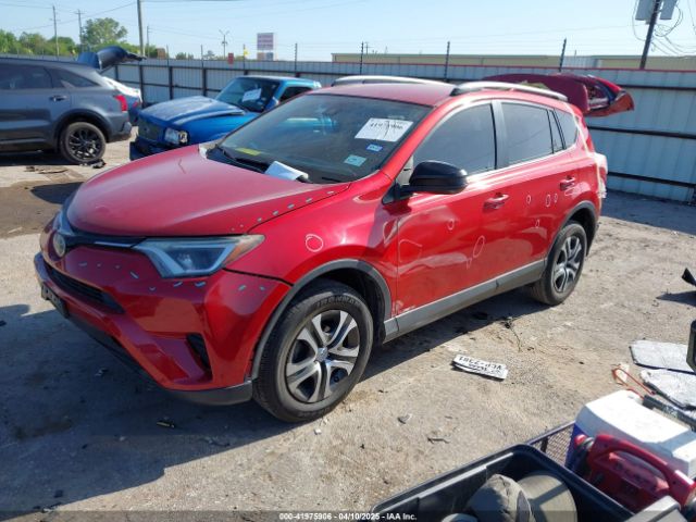JTMZFREV8HJ118589 Toyota RAV4 LE
