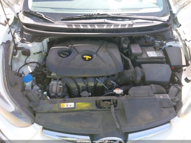 5NPDH4AE7GH685042 Hyundai ELANTRA SE