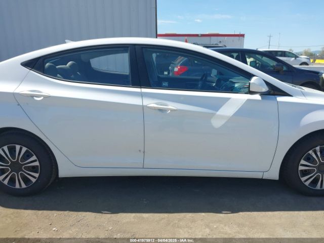 5NPDH4AE7GH685042 Hyundai ELANTRA SE