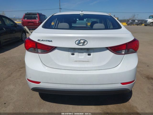 5NPDH4AE7GH685042 Hyundai ELANTRA SE