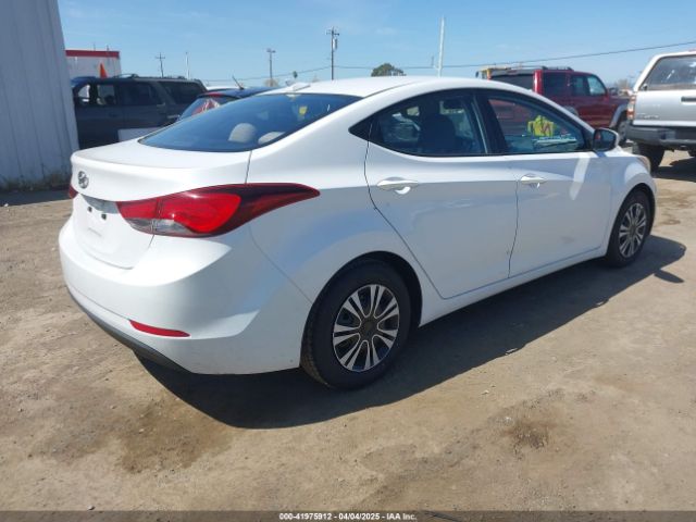 5NPDH4AE7GH685042 Hyundai ELANTRA SE