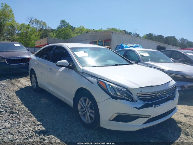 5NPE24AFXHH481349 Hyundai SONATA SE