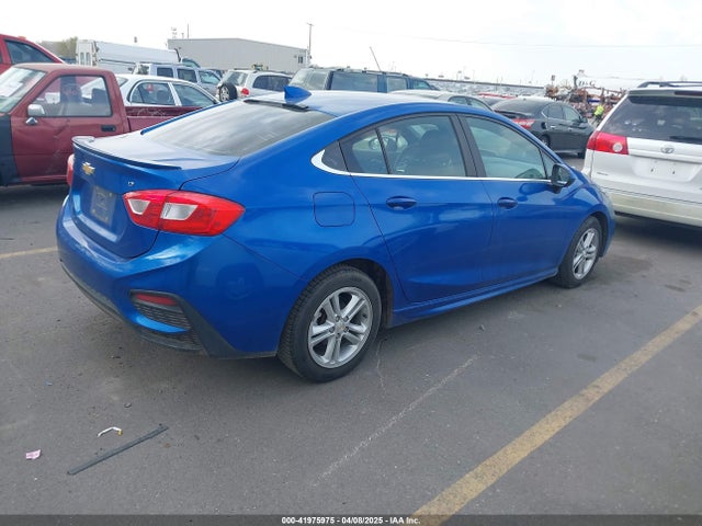 1G1BE5SM7H7196635 Chevrolet Cruze Lt Auto
