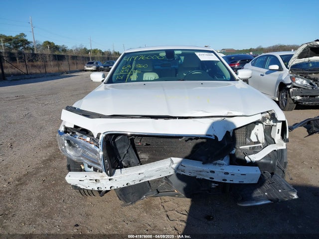 2C3CCARGXGH230679 Chrysler 300 Anniversary Edition