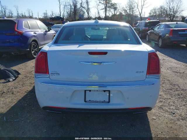 2C3CCARGXGH230679 Chrysler 300 Anniversary Edition