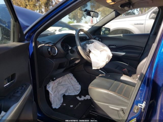 3N1CP5CU5KL517856 Nissan KICKS SR