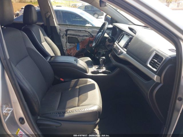 5TDZZRFH3HS188262 Toyota Highlander Le Plus