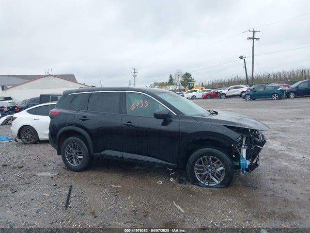5N1BT3AB2PC748562 Nissan Rogue S Intelligent Awd
