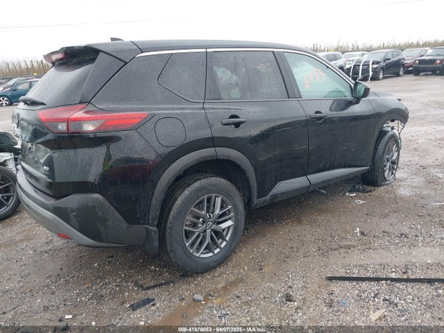 5N1BT3AB2PC748562 Nissan Rogue S Intelligent Awd