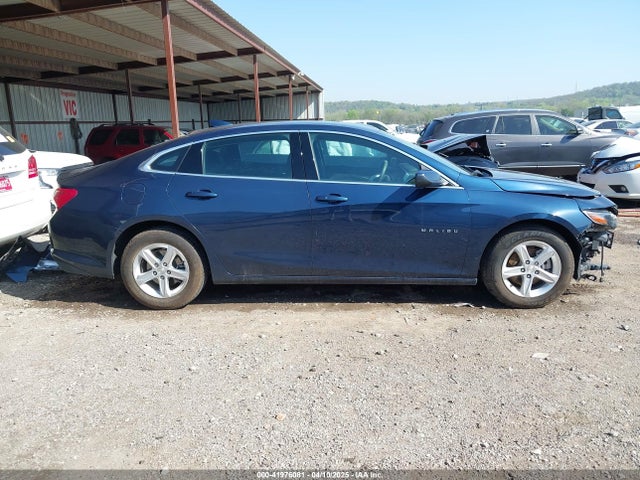 1G1ZD5STXNF150016 Chevrolet Malibu Fwd Lt