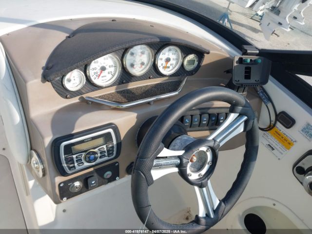2015 STINGRAY BOAT PNYUSCBLK415 Photo 6
