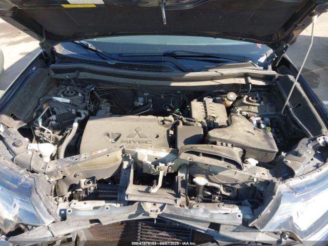 JA4AD2A30GZ050944 Mitsubishi Outlander Es