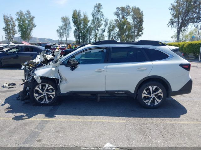 4S4BTANC8M3213979 Subaru Outback Limited