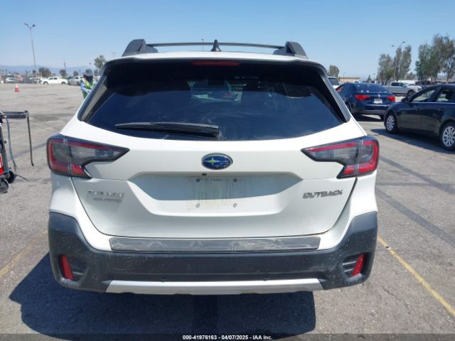 4S4BTANC8M3213979 Subaru Outback Limited