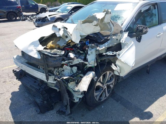 4S4BTANC8M3213979 Subaru Outback Limited