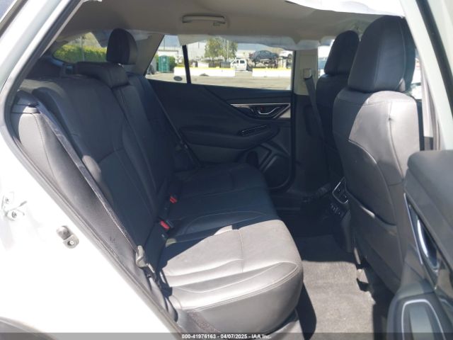 4S4BTANC8M3213979 Subaru Outback Limited