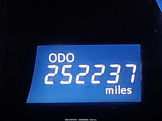 4T1BD1FK8EU139980 Toyota Camry Hybrid Le