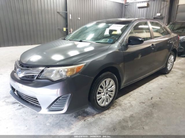 4T1BD1FK8EU139980 Toyota Camry Hybrid Le