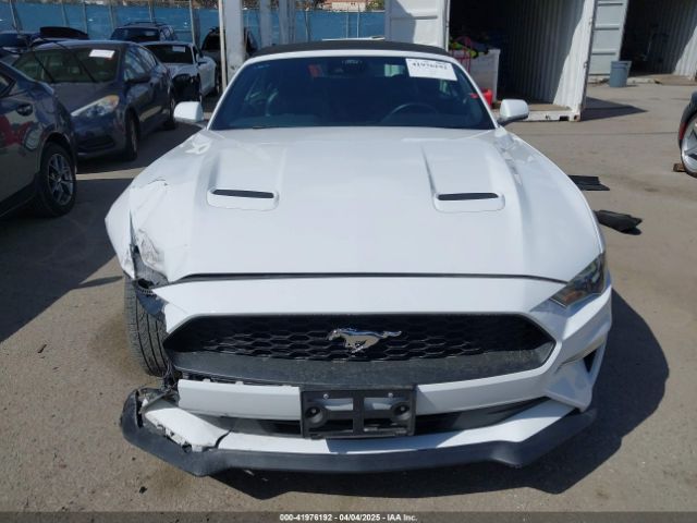 1FATP8UH2N5103699 Ford Mustang Ecoboost Premium
