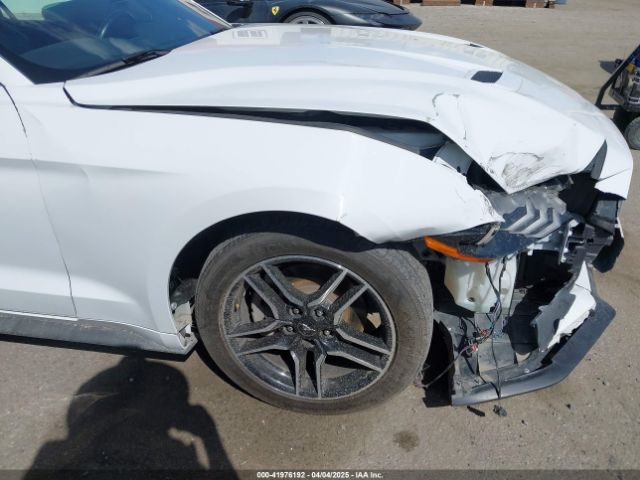 1FATP8UH2N5103699 Ford Mustang Ecoboost Premium