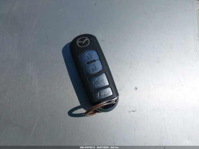 JM1BM1U70G1337816 Mazda Mazda3 I Sport