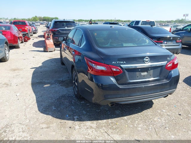 1N4AL3AP9JC235642 Nissan Altima 2.5 Sl