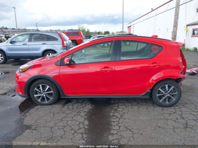 JTDKDTB34J1604846 Toyota Prius C Two