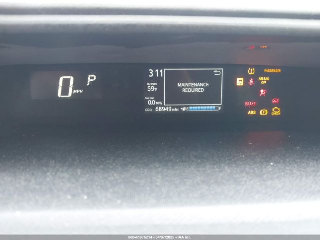 JTDKDTB34J1604846 Toyota Prius C Two
