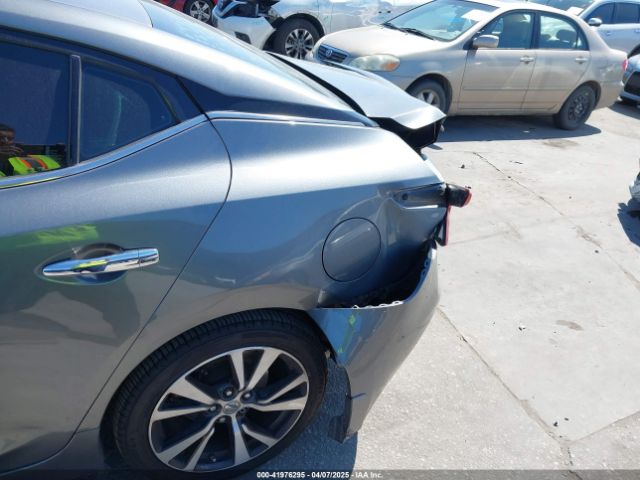 1N4AA6AP9GC414943 Nissan Maxima 3.5 S