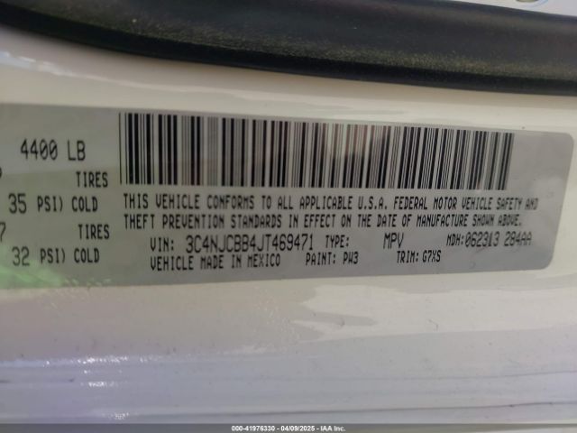 3C4NJCBB4JT469471 Jeep Compass Sun And Wheel Fwd