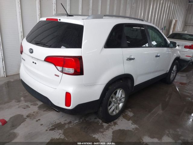 5XYKTCA60FG561337 KIA SORENTO LX