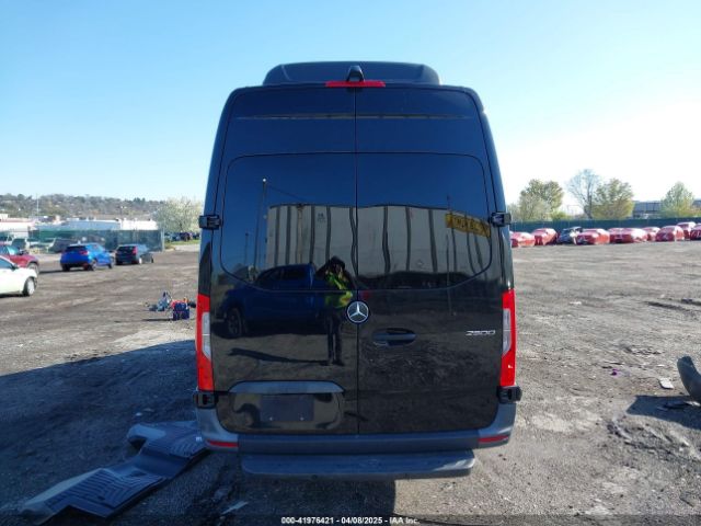 W1Z4DGHY7NT102983 Mercedes-Benz Sprinter 2500 High Roof I4 Diesel