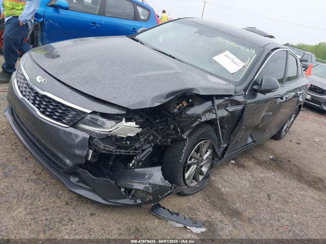 5XXGT4L34KG329871 auction archive image